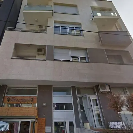 Monet Business Grade Apartment: Ideal For Digital Nomads, Medtourist, Wellness Apartment Belgrade